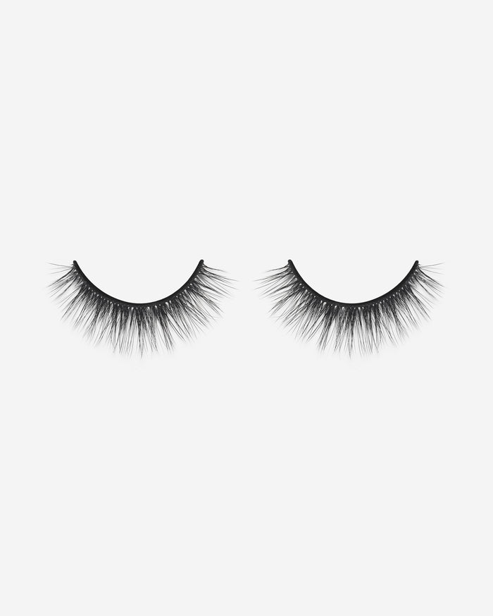 Lilly Lashes | Self Adhesive | DreamChaser | Side by Side