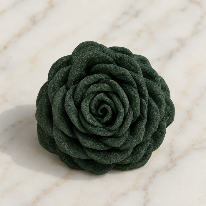 NAMISO - Hana Rose - hårklemme - Mørk grøn (12 cm.)