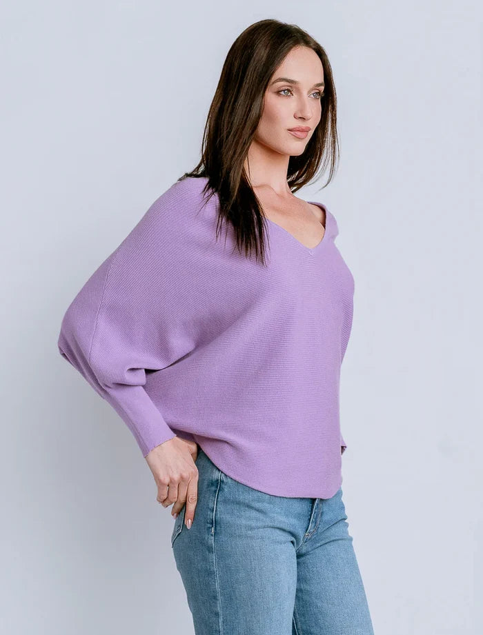 Vneck Ryu Top
