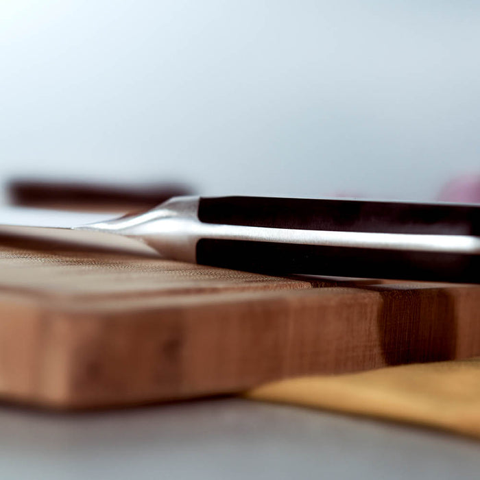 1034601 Zwilling Pro Sous Chef's Knife 7"