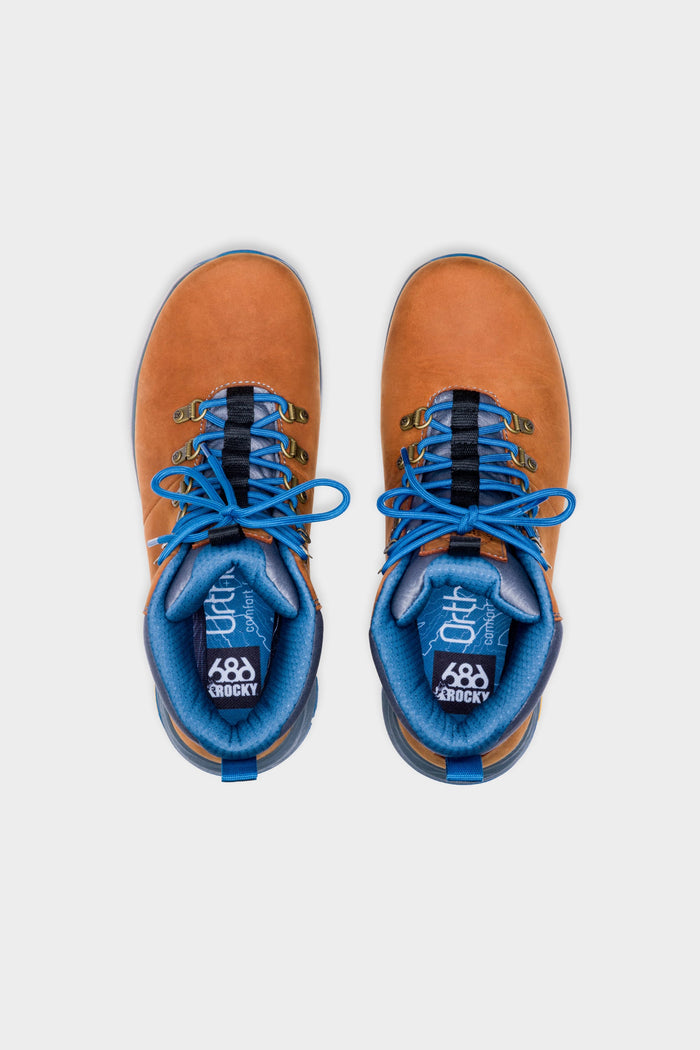 The 686 x Rocky Boots Mens Summit Elite Boot by 686 is shown from above on a light grey background, featuring brown uppers, blue laces and interior lining, black stripes, and metal eyelets.