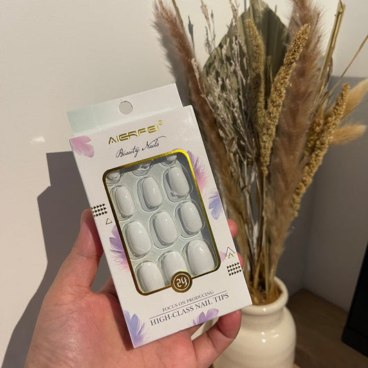 Aierfei Beauty Nails (24pcs) - White أظافر أيرفاي بيوتي - أبيض