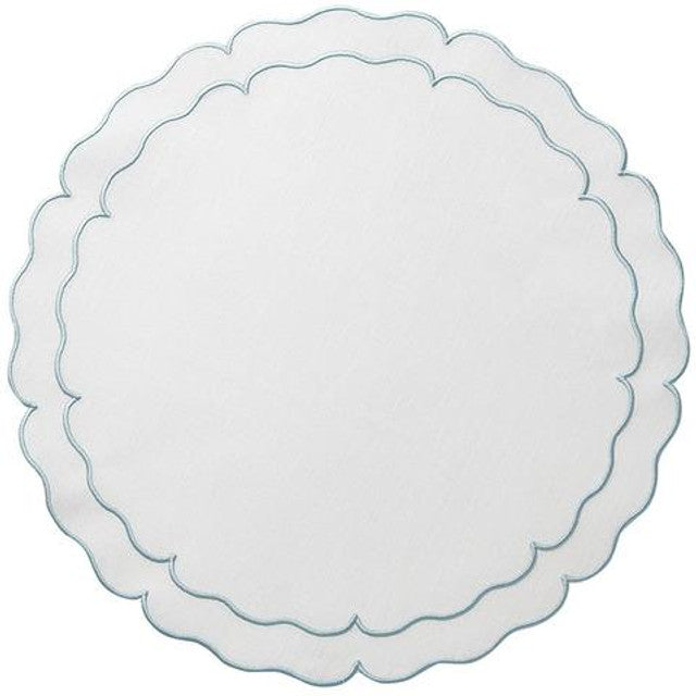 Linho Scalloped Round Placemat